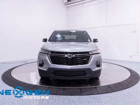 Used 2023 Chevrolet Traverse RS w/ LPO, Floor Liner Package AWD/4WD image 4