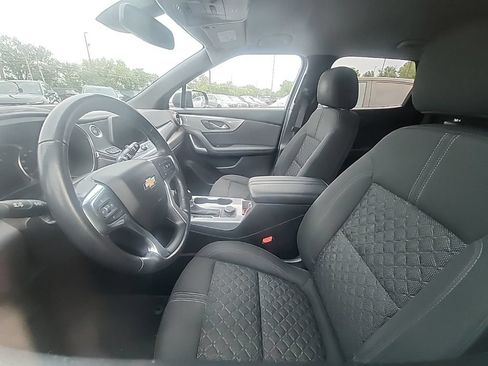 Used 2020 Chevrolet Blazer LT FWD image 3