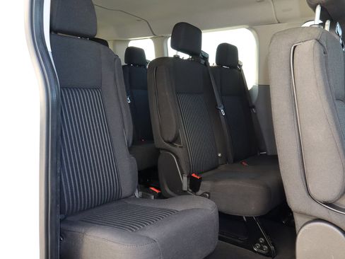 Used 2016 Ford Transit 350 XLT image 9