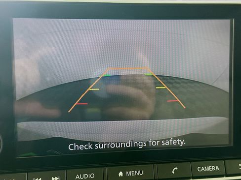 Used 2025 Nissan Rogue SV image 22