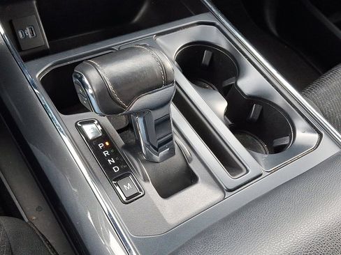 Certified 2022 Ford F150 XLT w/ Equipment Group 302A High image 15