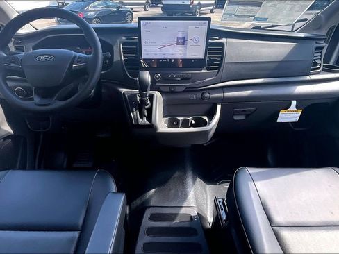 New 2026 Ford Transit 250 148 Medium Roof RWD image 5