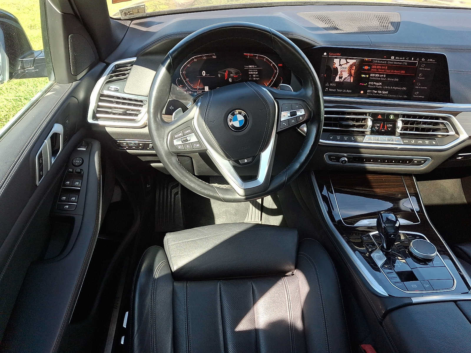 Used 2019 BMW X5 xDrive40i w/ Convenience Package AWD/4WD image 11