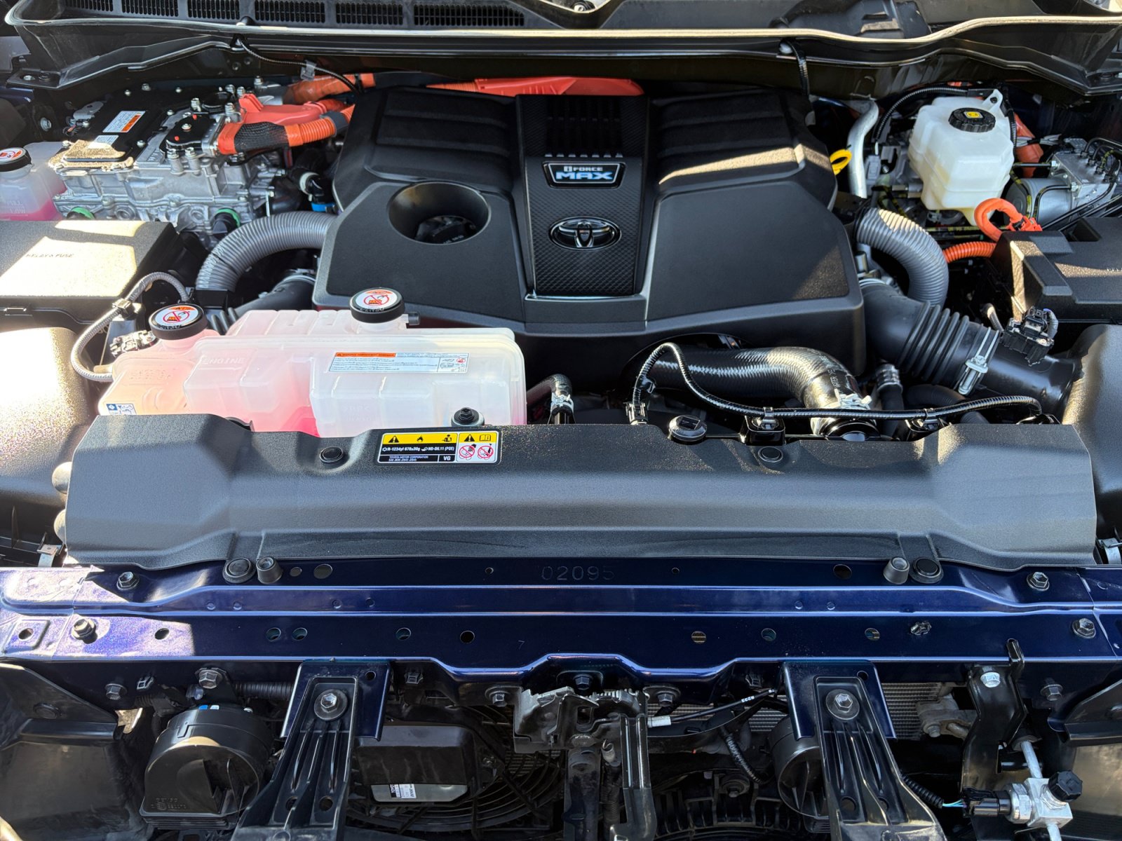 Used 2022 Toyota Tundra Capstone AWD/4WD image 32