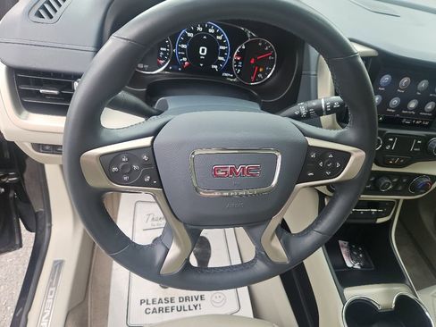 Used 2024 GMC Terrain Denali AWD/4WD image 13