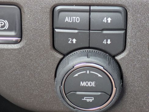 New 2026 Chevrolet Silverado 3500 LTZ w/ LTZ Convenience Package AWD/4WD image 26