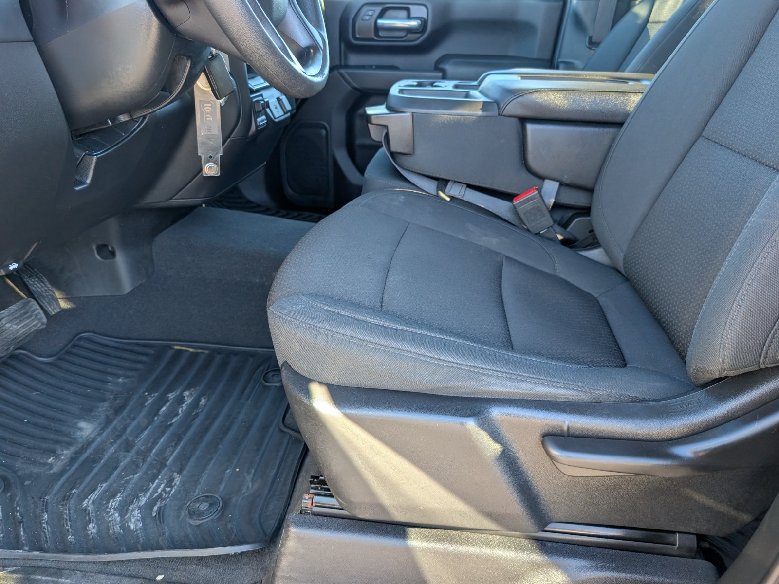 Used 2020 Chevrolet Silverado 2500 Custom w/ Custom Value Package AWD/4WD image 11