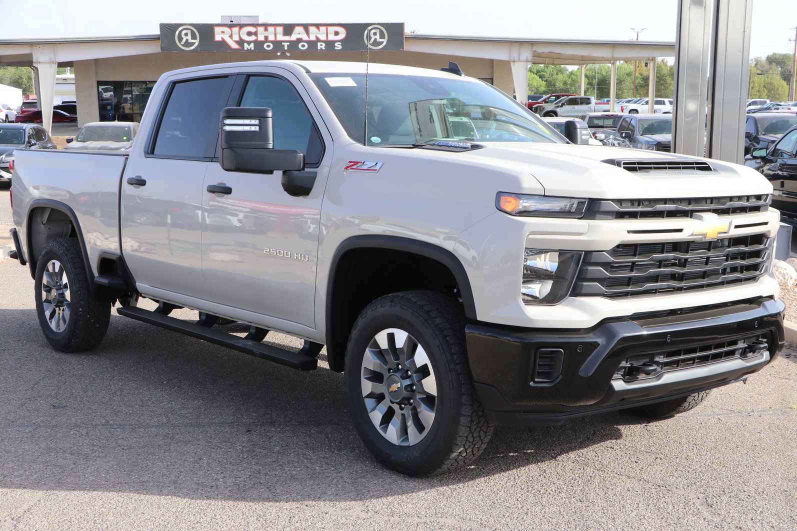 New 2026 Chevrolet Silverado 2500 Custom w/ Custom Value Package AWD/4WD image 1