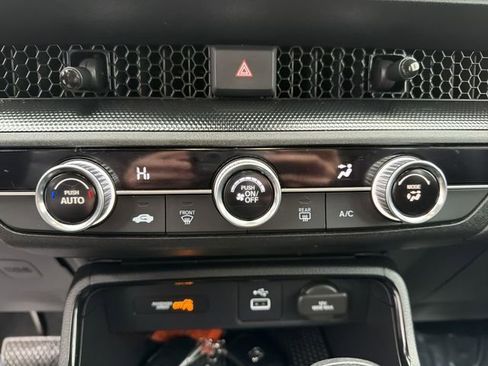 Used 2023 Honda CR-V LX image 20