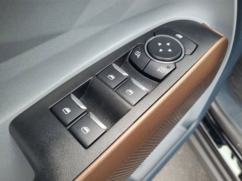 Certified 2024 Ford Maverick Lariat image 14