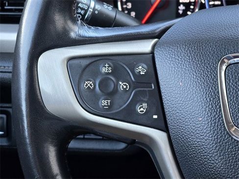 Used 2021 GMC Acadia Denali w/ Denali Technology Package image 19