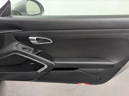 Used 2018 Porsche 911 Carrera RWD image 19