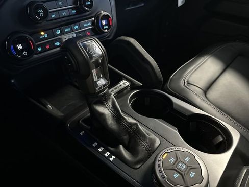 New 2025 Ford Bronco Outer Banks w/ Sasquatch Package image 20