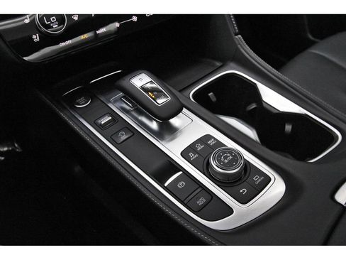 Used 2024 INFINITI QX60 Luxe w/ Performance Audio Package FWD image 31
