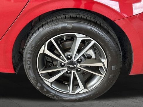 Used 2024 Kia Forte LXS FWD image 20