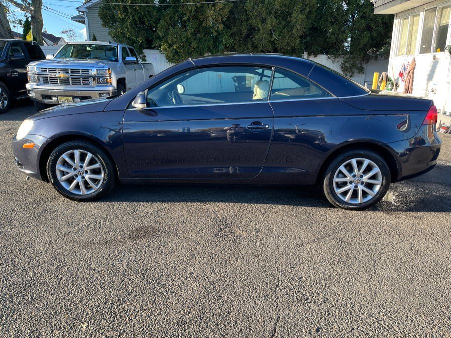 Used 2007 Volkswagen Eos 2.0T FWD image 3