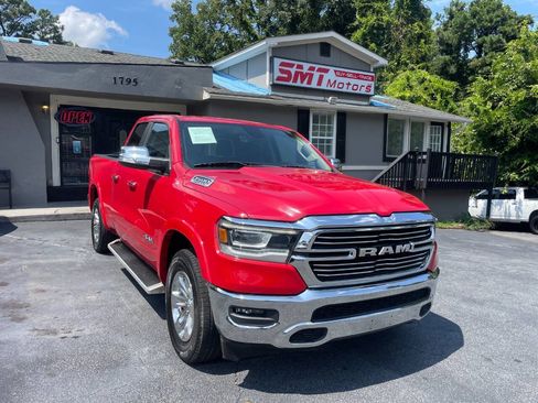 Used 2019 RAM 1500 Laramie AWD/4WD image 4