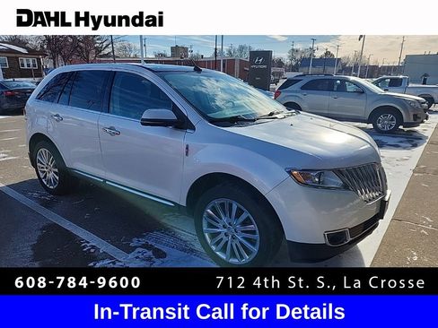 Used 2013 Lincoln MKX Base image 1