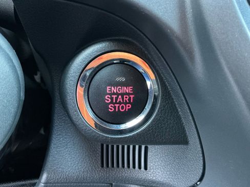 Used 2025 Subaru Forester Premium image 24