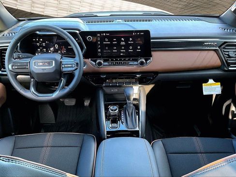 New 2026 GMC Canyon AT4 image 7