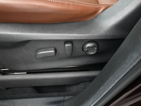 Used 2023 Subaru Ascent Touring image 14