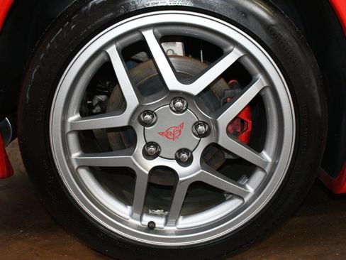 Used 2003 Chevrolet Corvette Z06 w/ Memory Package, 3 Drivers RWD image 67