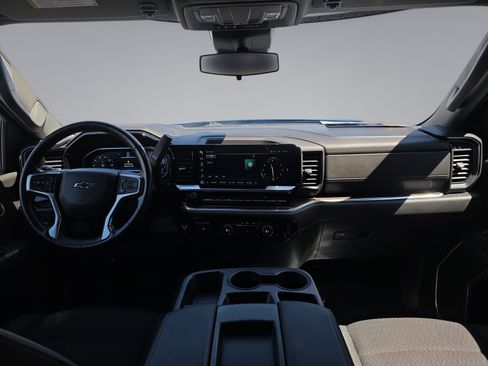 Used 2022 Chevrolet Silverado 1500 RST AWD/4WD image 19