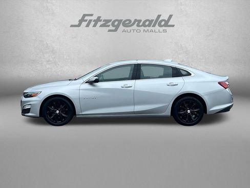 Used 2022 Chevrolet Malibu LT FWD image 4