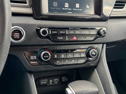 Used 2019 Kia Niro LX image 22