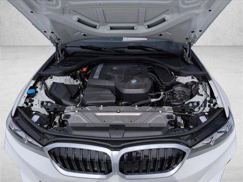 Used 2025 BMW 330i xDrive Sedan w/ M Sport Package AWD/4WD image 24