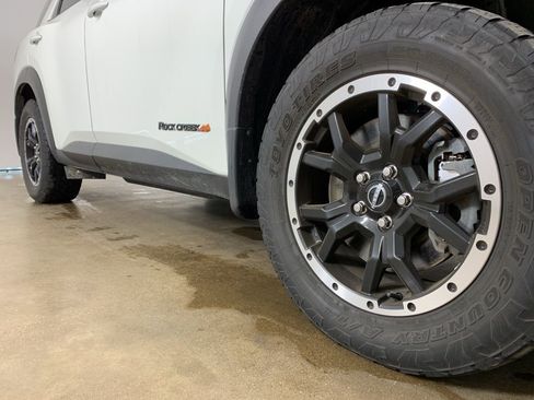 Used 2023 Nissan Pathfinder Rock Creek image 6