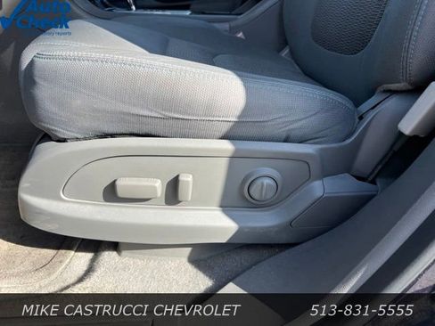 Used 2017 Chevrolet Traverse LT FWD image 9