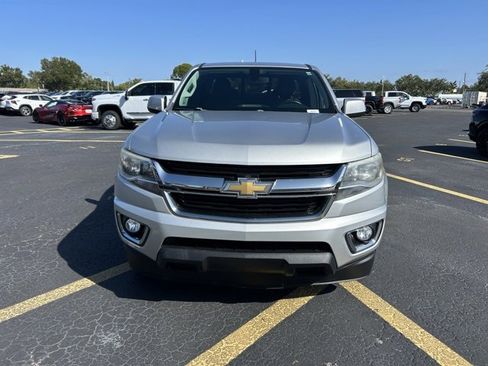 Used 2017 Chevrolet Colorado LT w/ LT Convenience Package image 2