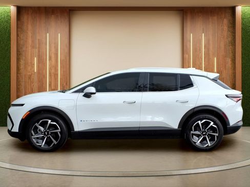 New 2026 Chevrolet Equinox EV LT FWD image 28