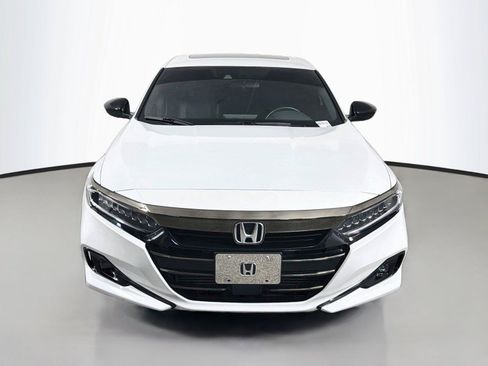 Used 2022 Honda Accord Sport image 2