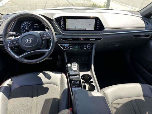 Used 2023 Hyundai Sonata SEL Plus w/ Preferred Accessory Package FWD image 16