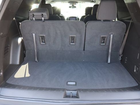 Used 2023 Chevrolet Traverse LT AWD/4WD image 25