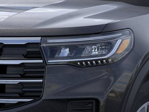 New 2026 Ford Explorer Active AWD/4WD image 18