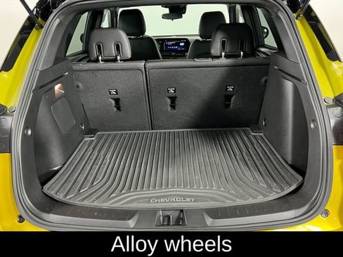 Used 2025 Chevrolet TrailBlazer RS w/ Driver Confidence Package image 18