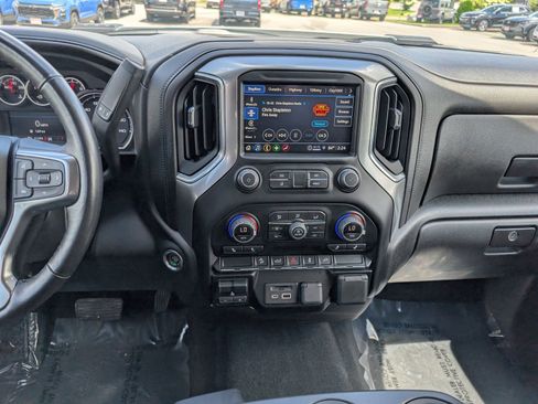 Certified 2023 Chevrolet Silverado 2500 LTZ image 18