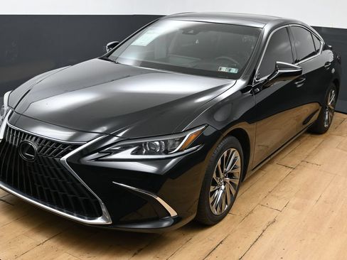 Used 2024 Lexus ES 350 w/ Accessory Package (Z2) FWD image 6
