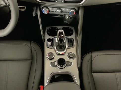 New 2026 Alfa Romeo Giulia AWD image 29
