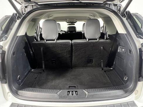 Used 2025 Ford Explorer Active w/ Active Comfort Package AWD/4WD image 14