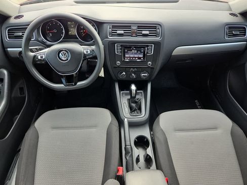 Used 2017 Volkswagen Jetta S FWD image 8