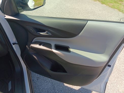 Used 2024 Chevrolet Equinox LS w/ LPO, Floor Liner Package FWD image 20