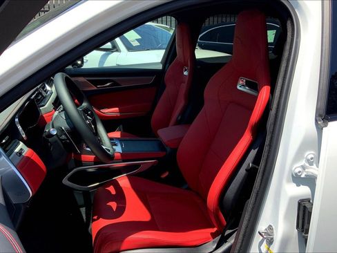 New 2026 Jaguar F-PACE R-Dynamic S image 5