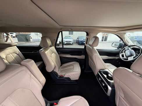Used 2023 Ford Expedition Max Limited image 24