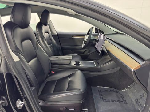 Used 2022 Tesla Model 3 Performance image 16