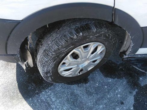 Used 2023 Ford Transit 350 XL image 4