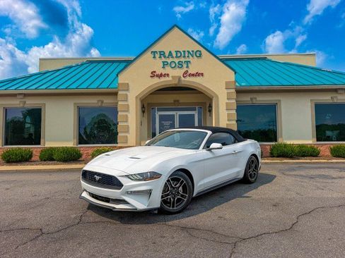 Used 2019 Ford Mustang Premium RWD image 22